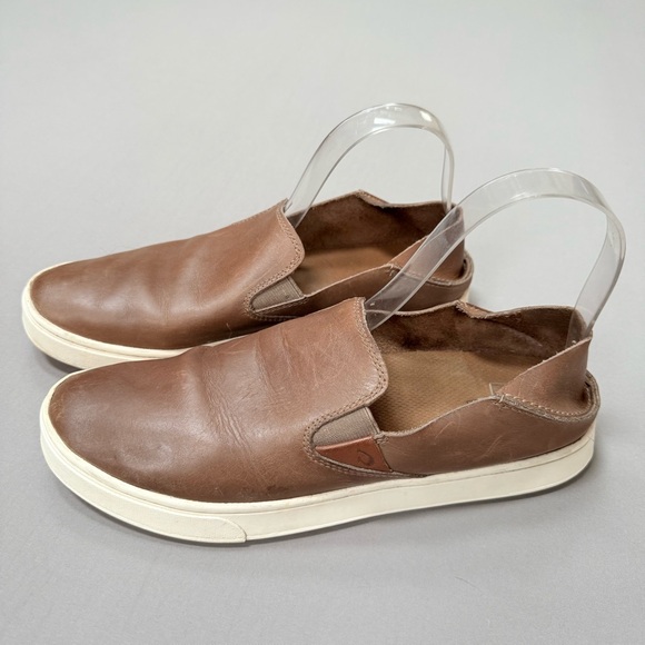 OLUKAI Pehuea Leather Slip-On shoes, women’s 9.5. - Picture 3 of 9